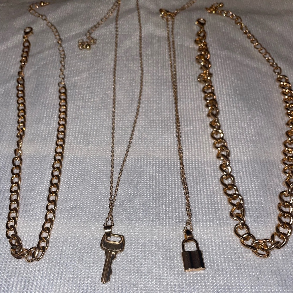 Key & Lock Chain Necklace Set - Picture 2 of 2